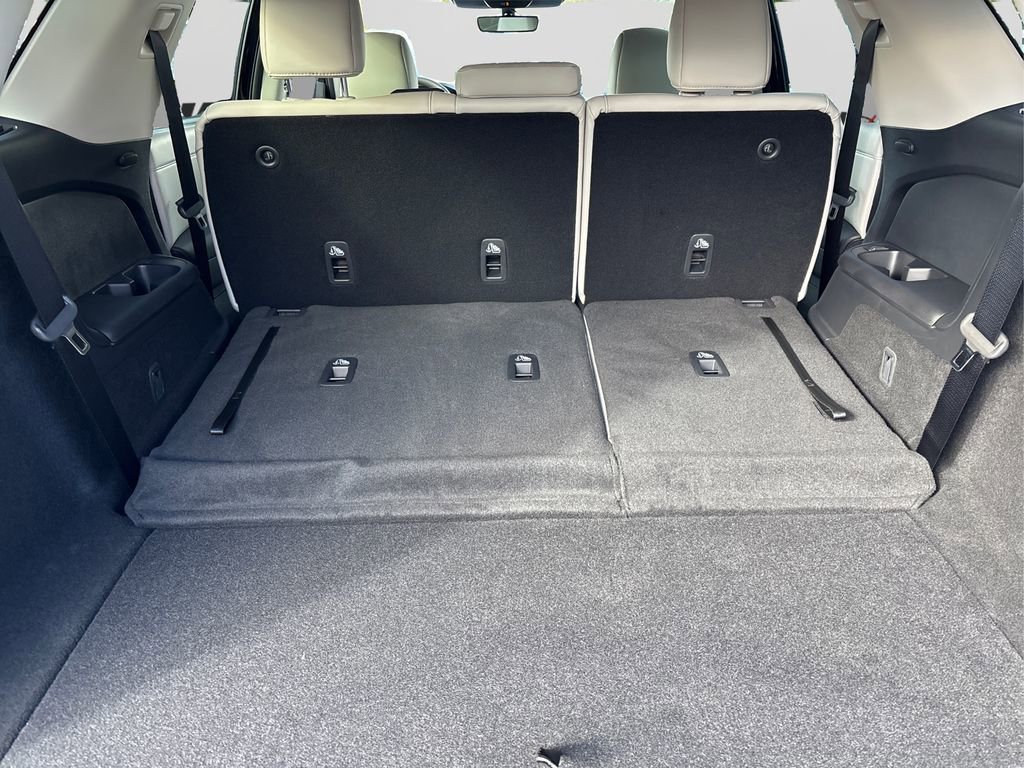 New 2025 Nissan Pathfinder SL image 11