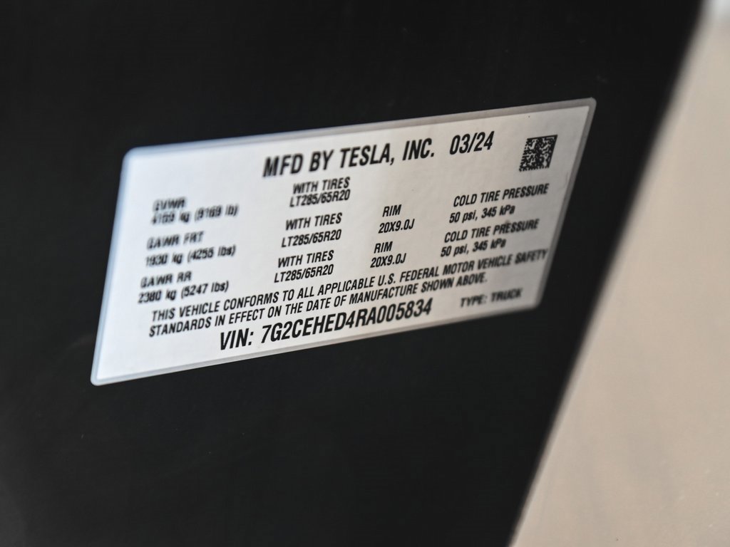 Used 2024 Tesla Cybertruck AWD Crew Cab image 13