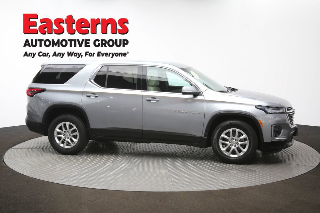 Used 2023 Chevrolet Traverse LS w/ Safety Package image 46