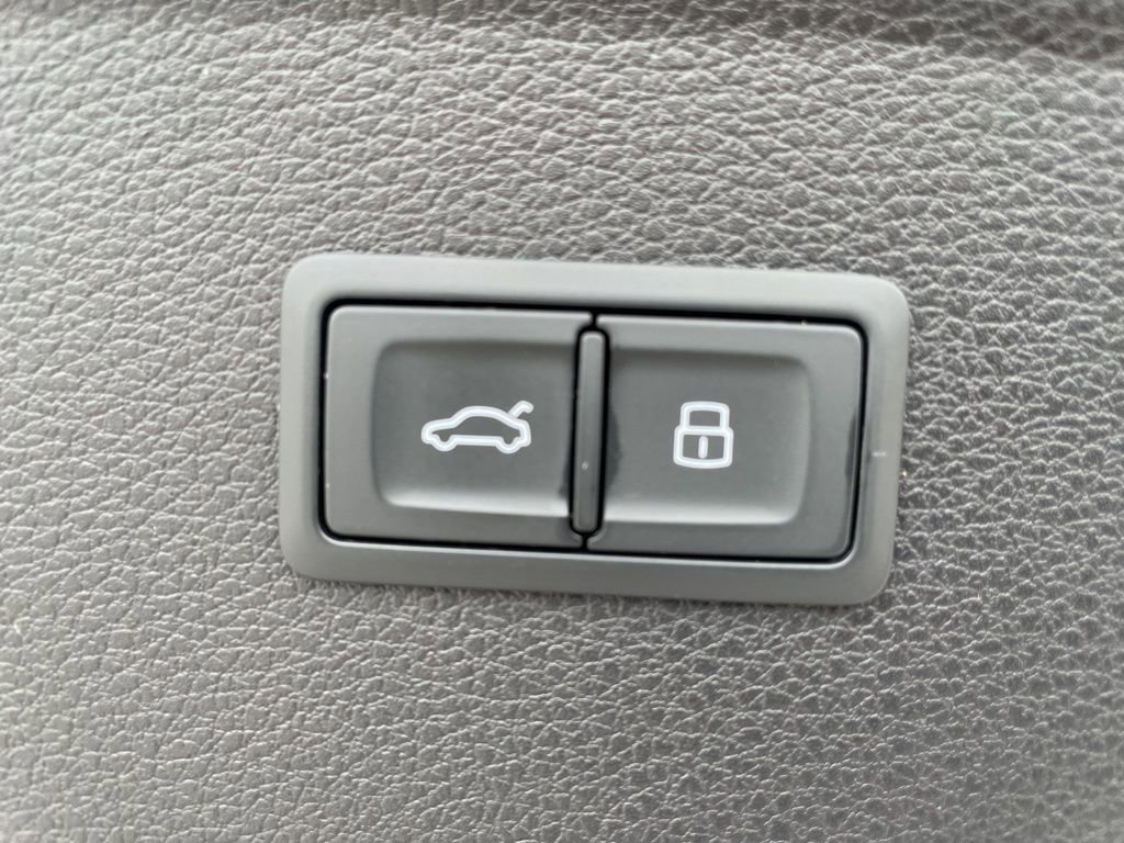 Used 2018 Audi Q5 2.0T Premium Plus image 9