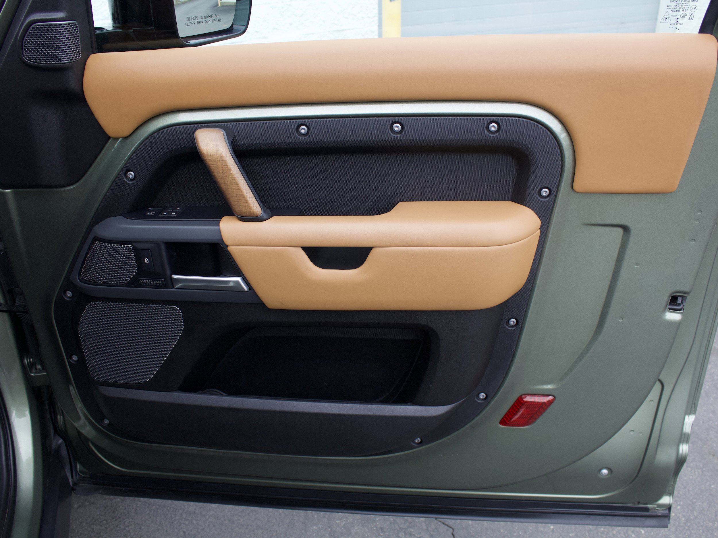 Used 2022 Land Rover Defender 90 X image 30