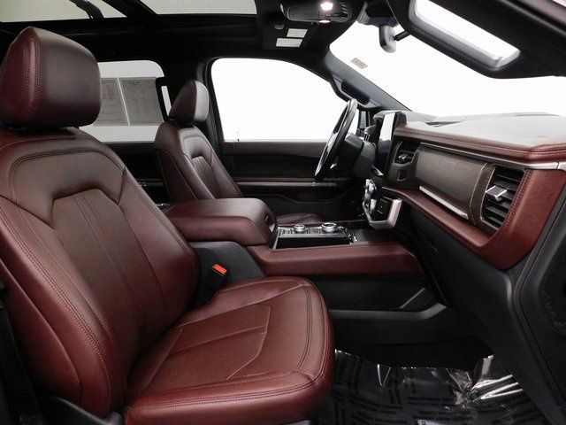 Used 2024 Ford Expedition Max Limited image 41