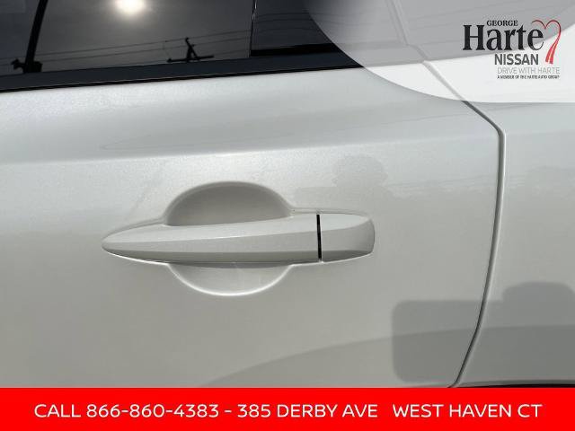 Certified 2023 Nissan Rogue SL w/ SL Premium Package AWD/4WD image 16