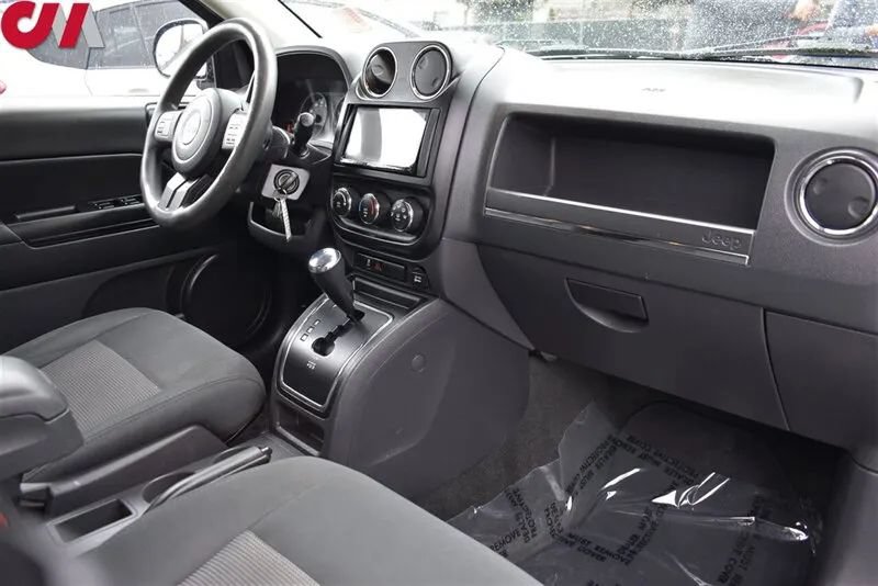 Used 2012 Jeep Compass Sport FWD image 11