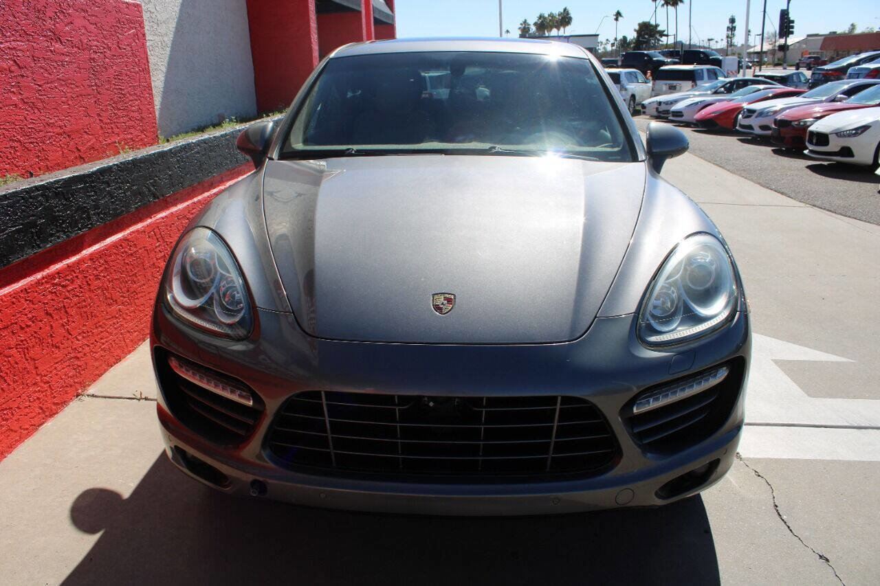Used 2011 Porsche Cayenne Turbo AWD/4WD image 3