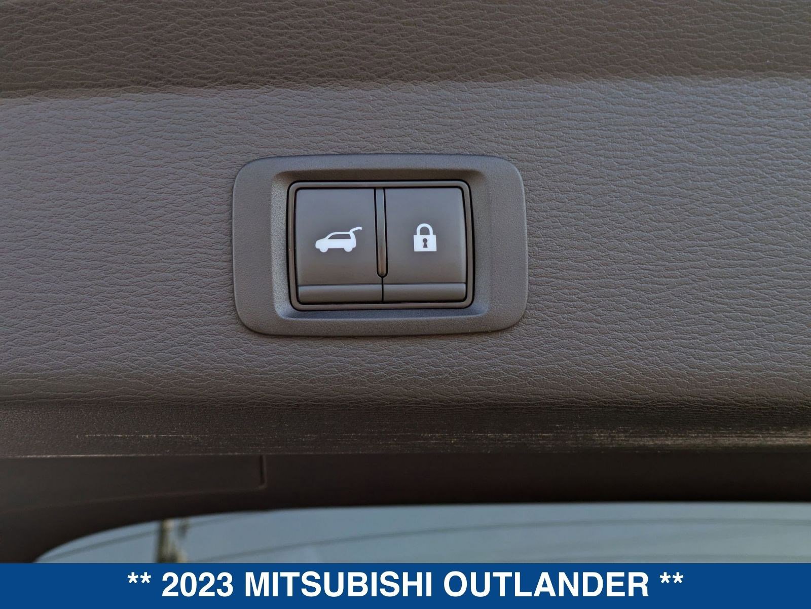Used 2023 Mitsubishi Outlander SEL 40th Anniversary image 14