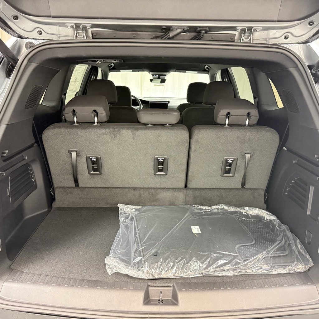 New 2026 GMC Acadia Elevation w/ LPO, Floor Liner Package image 5
