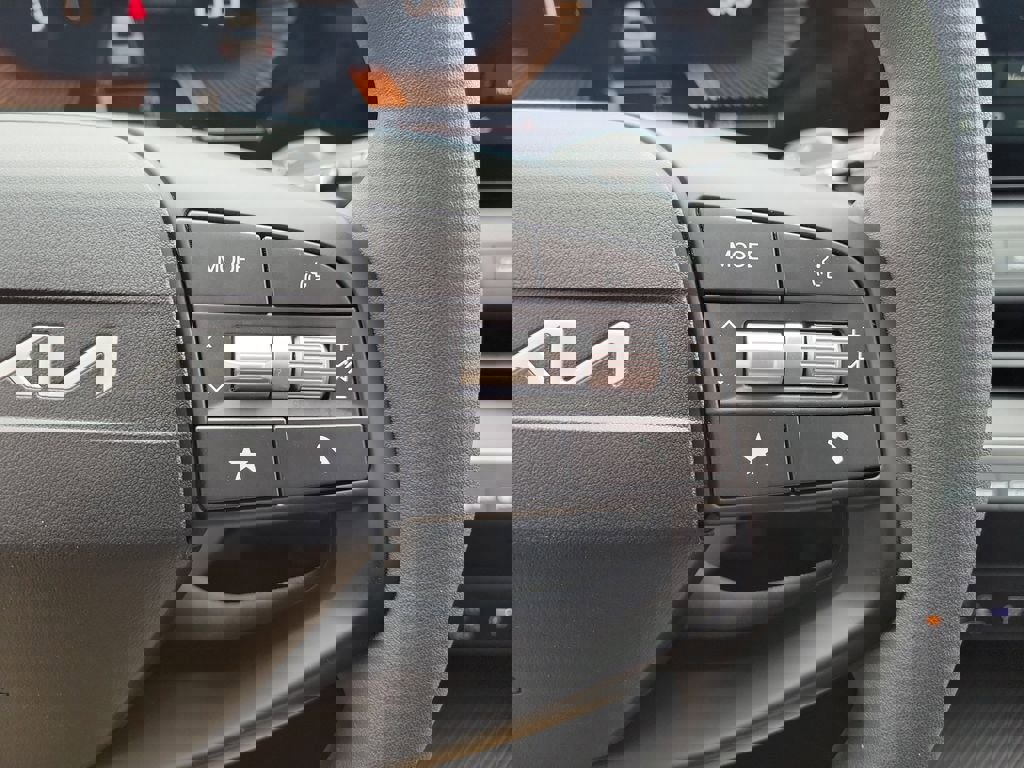 New 2026 Kia K4 LXS image 26