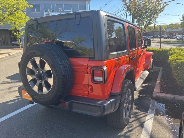 Used 2018 Jeep Wrangler Unlimited Sahara AWD/4WD image 8