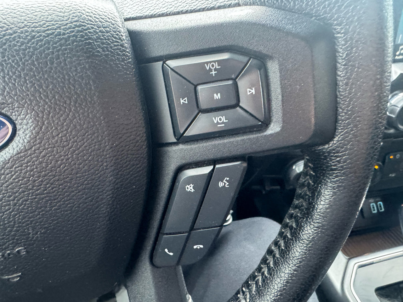 Used 2017 Ford F150 XLT w/ Equipment Group 301A Mid image 17