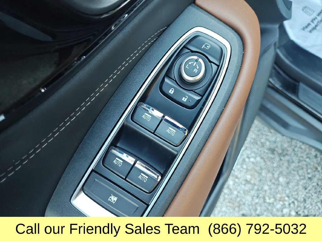 Used 2020 Subaru Outback Touring AWD/4WD image 12