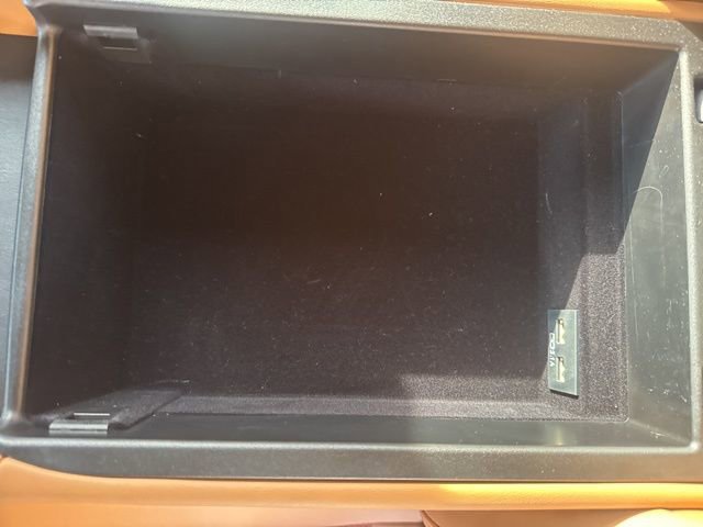 Used 2021 Lexus LS 500 w/ Interior Upgrade Package image 33