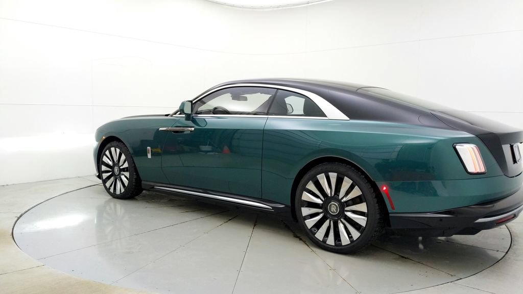 Used 2024 Rolls-Royce Spectre w/ Spectre Launch Package AWD/4WD image 3