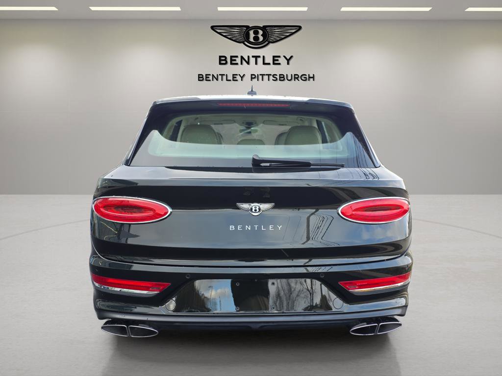 Used 2023 Bentley Bentayga image 9