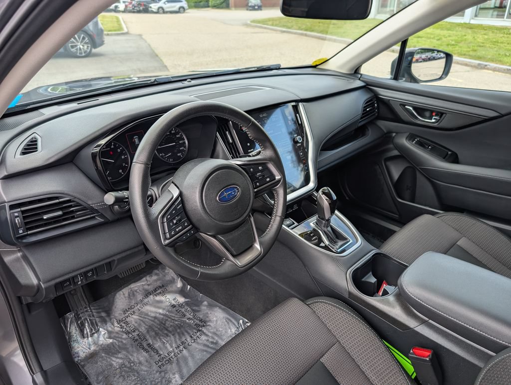 Used 2024 Subaru Outback Premium AWD/4WD image 18