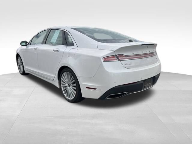 Used 2017 Lincoln MKZ Reserve w/ Technology Package FWD image 5