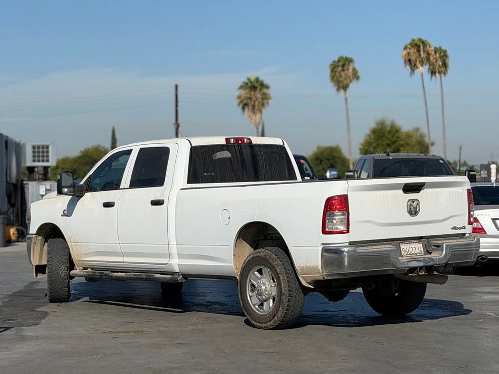 Used 2024 RAM 2500 Tradesman w/ Chrome Appearance Group AWD/4WD image 2
