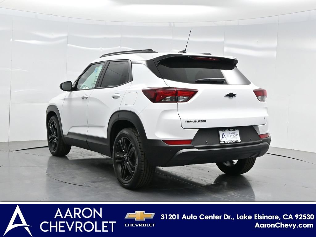 New 2026 Chevrolet TrailBlazer LT w/ Convenience Package FWD image 5