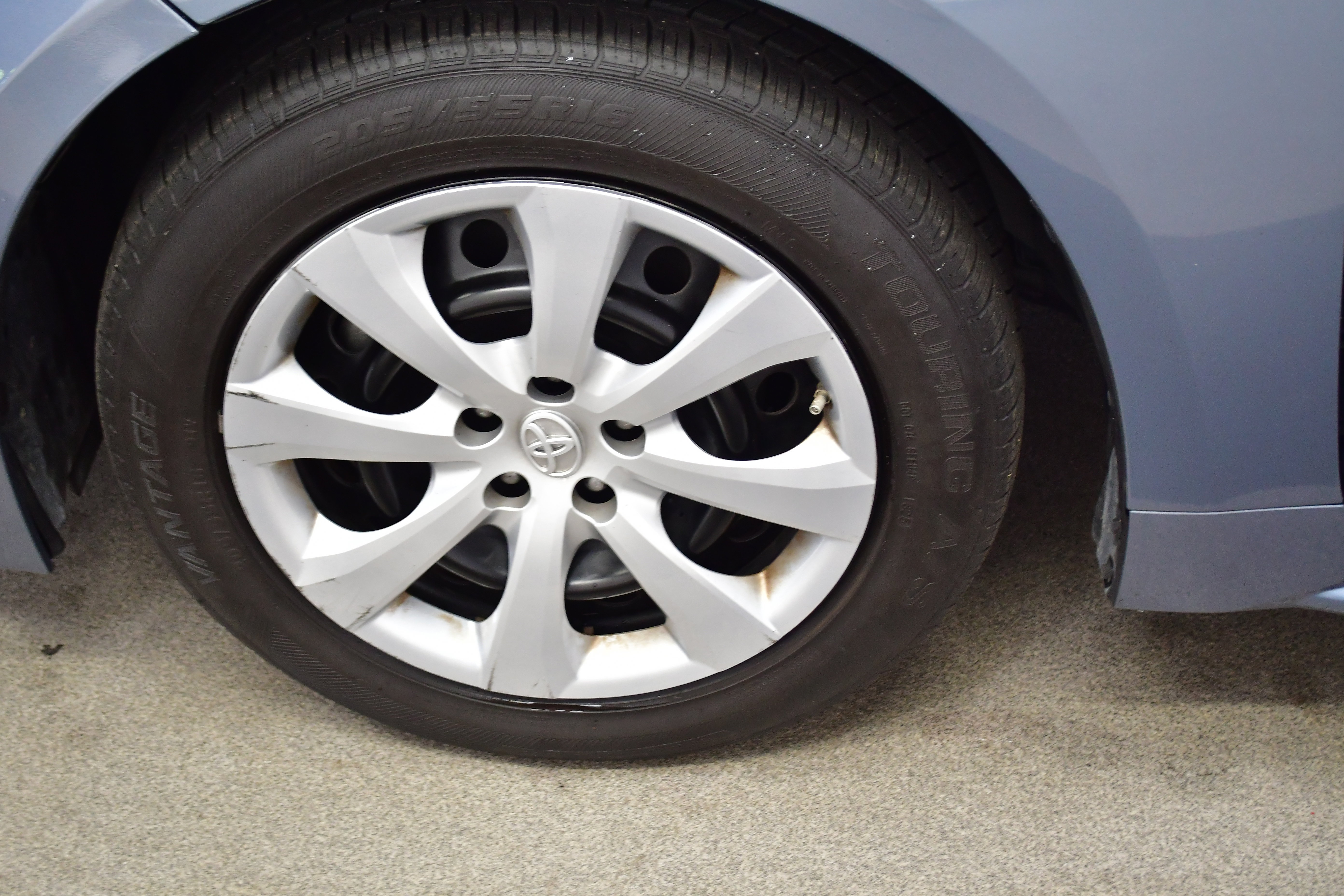 Used 2022 Toyota Corolla LE FWD image 33