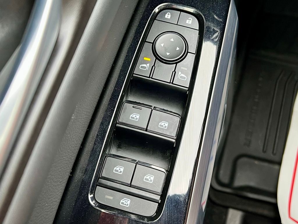 Used 2022 Nissan Pathfinder SL image 25