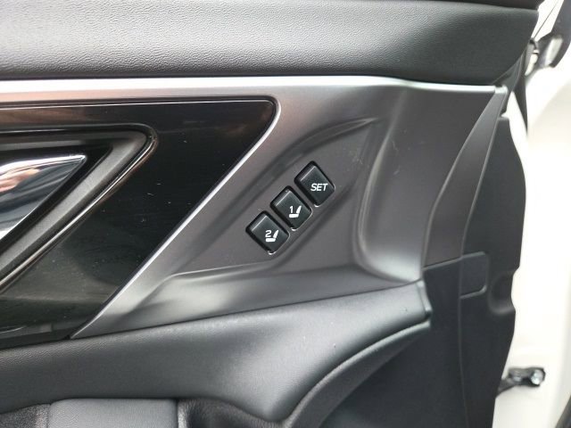 Used 2025 Subaru Legacy Touring XT w/ Tech Package #3 image 19