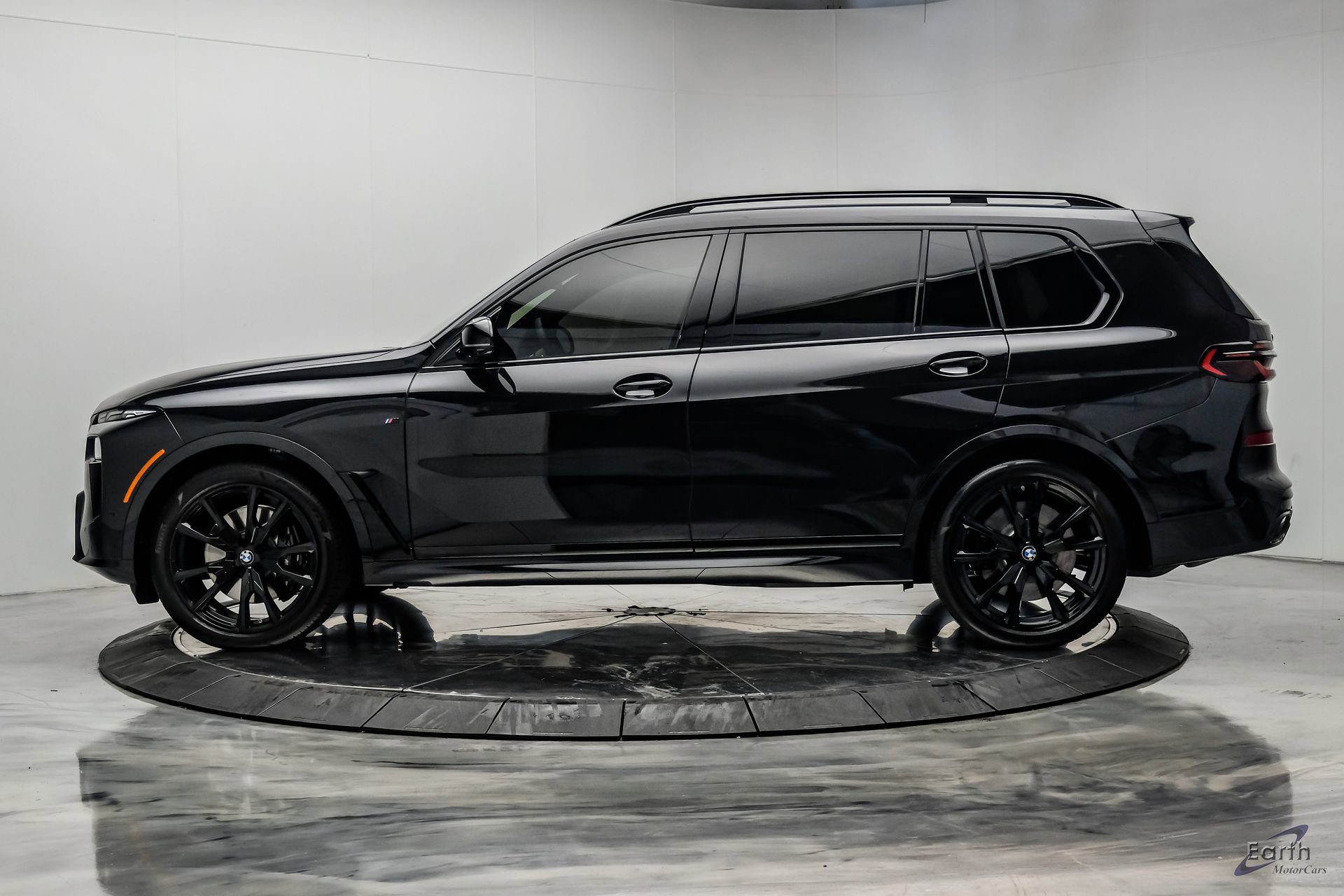 Used 2026 BMW X7 M60i AWD/4WD image 7
