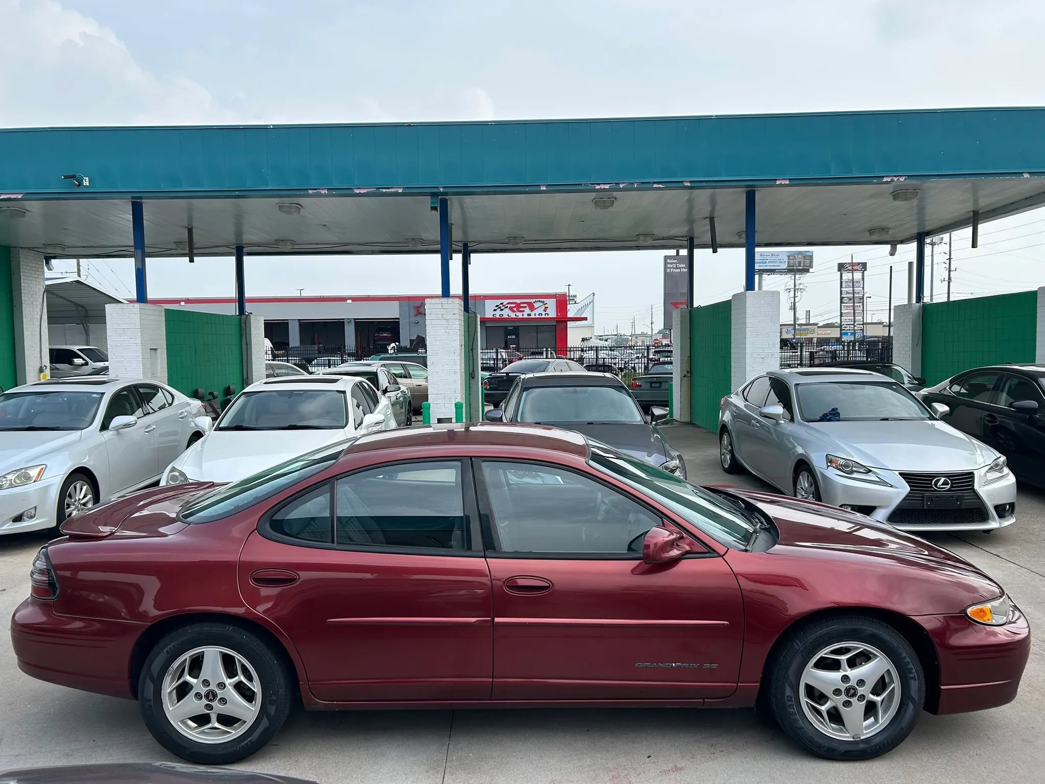 Used 2003 Pontiac Grand Prix SE w/ Equipment Group FWD image 6