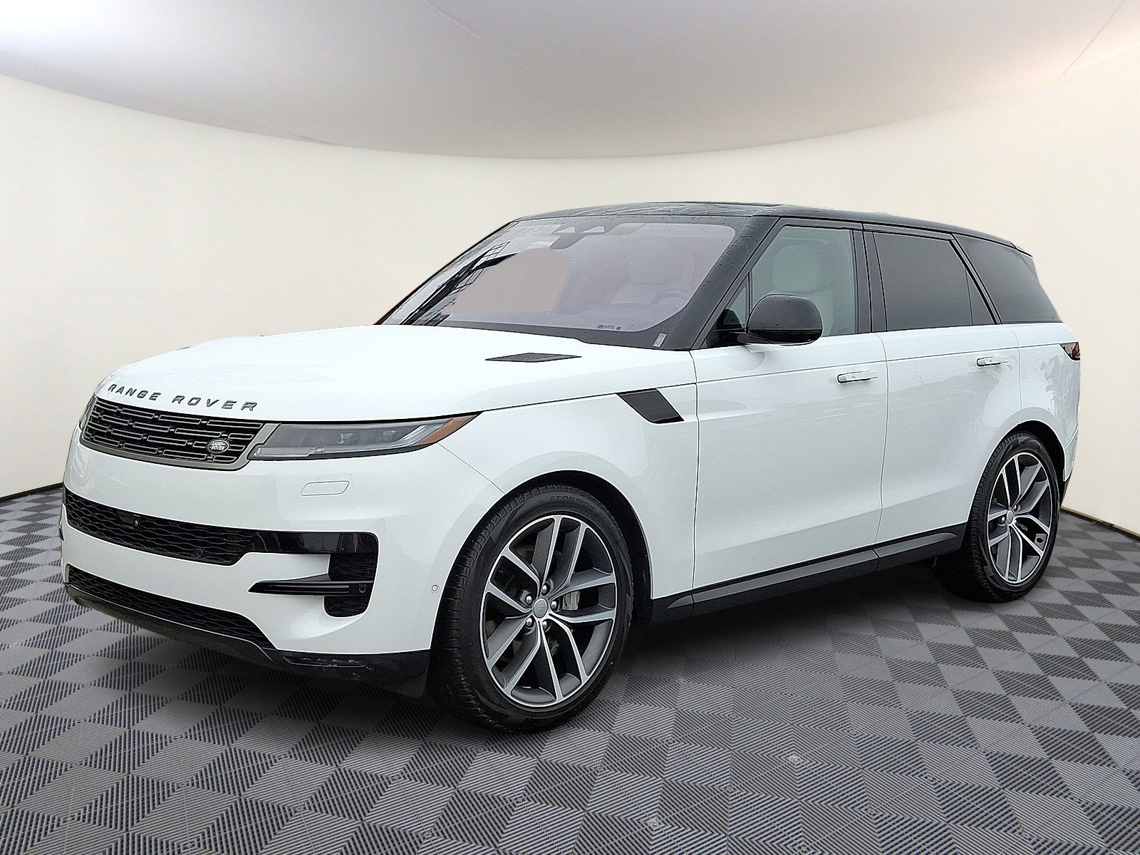 Used 2023 Land Rover Range Rover Sport SE image 1