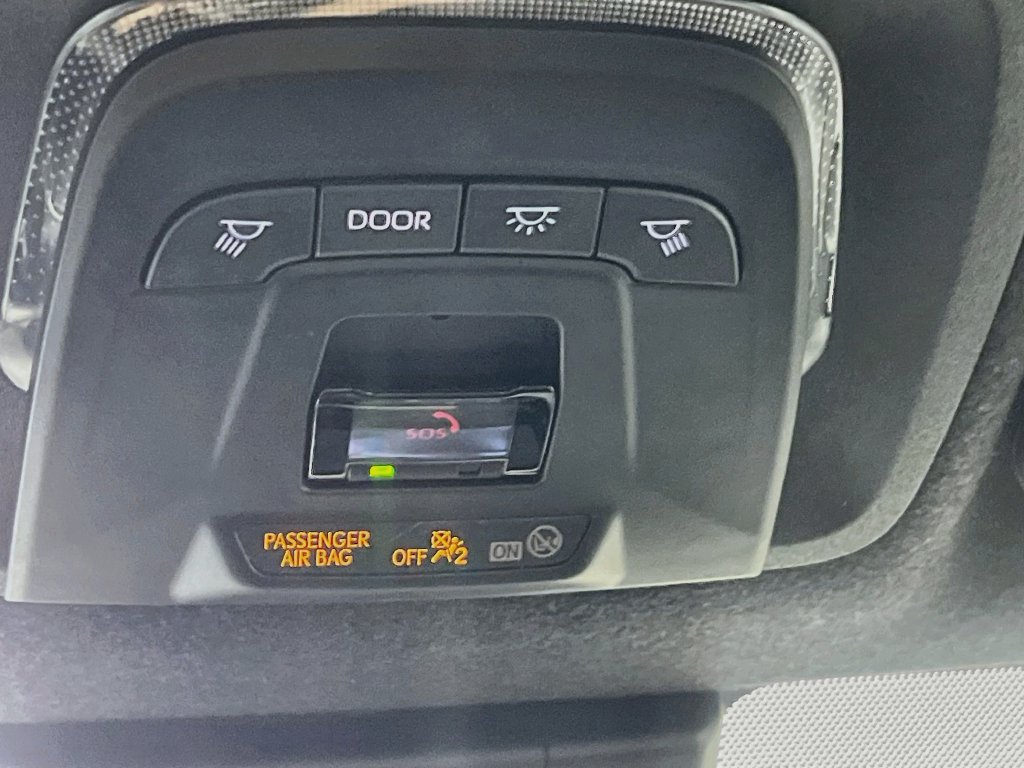 Used 2026 Toyota Corolla SE w/ SE Package FWD image 19