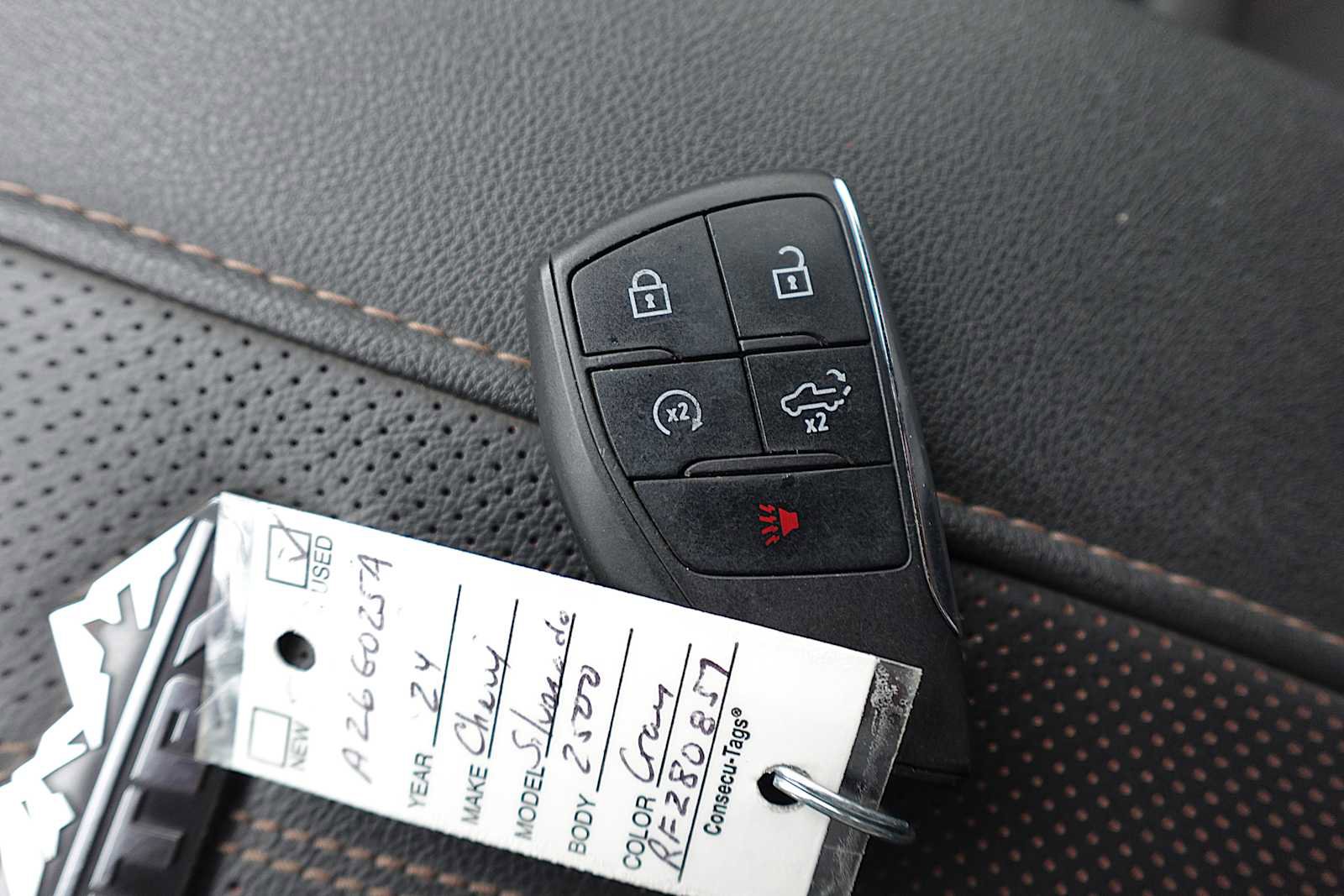 Used 2024 Chevrolet Silverado 2500 High Country image 41