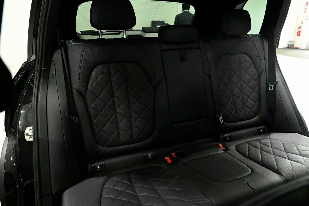 Used 2025 BMW X5 xDrive50e w/ Premium Package image 15