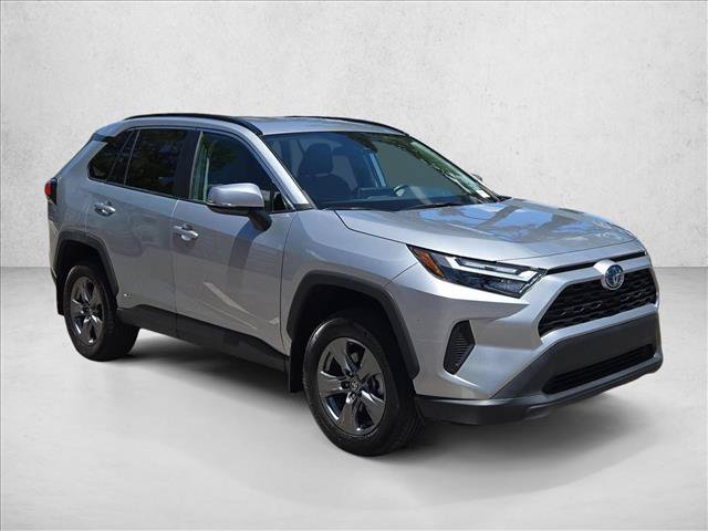 Used 2024 Toyota RAV4 XLE AWD/4WD image 3