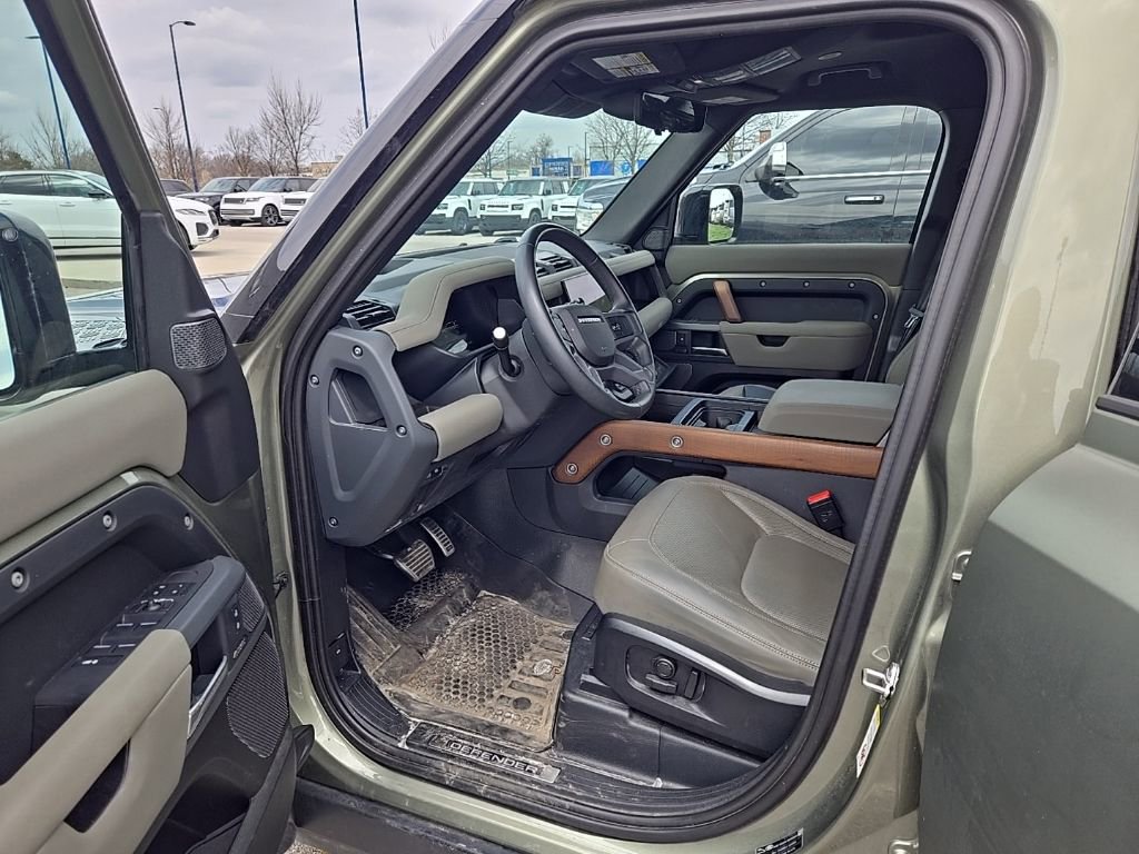 Certified 2023 Land Rover Defender 110 X image 16