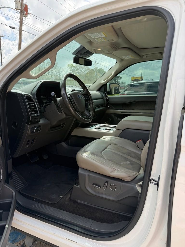 Used 2018 Ford Expedition Max Limited w/ Equipment Group 301A image 15