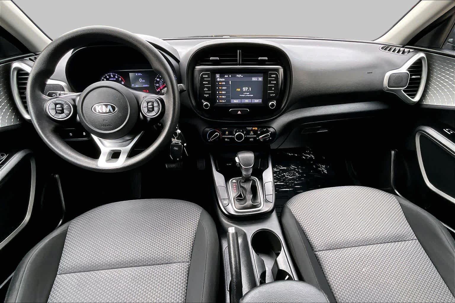 Used 2020 Kia Soul LX FWD image 15