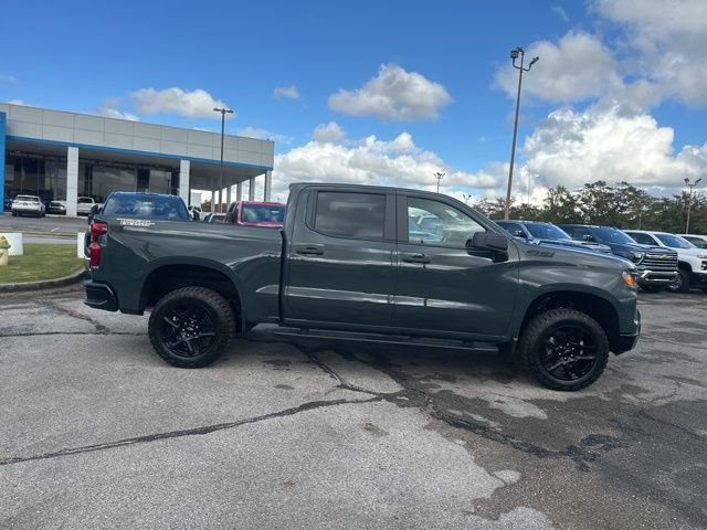 New 2026 Chevrolet Silverado 1500 Custom Trail Boss w/ LPO, Dark Essentials Package image 2