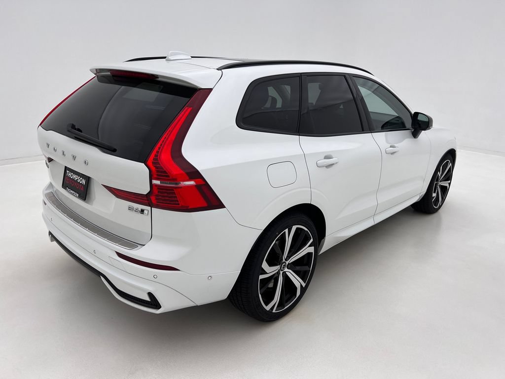 Used 2023 Volvo XC60 B6 Ultimate AWD/4WD image 7