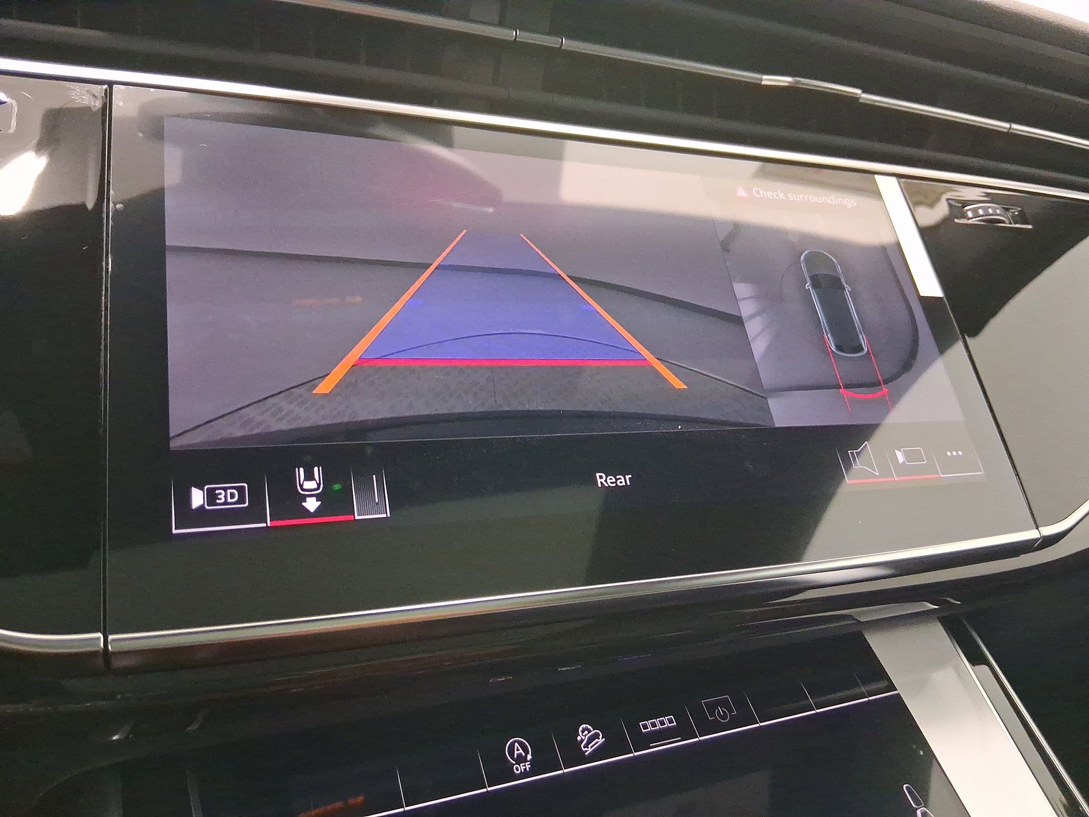 New 2025 Audi Q8 Premium image 24