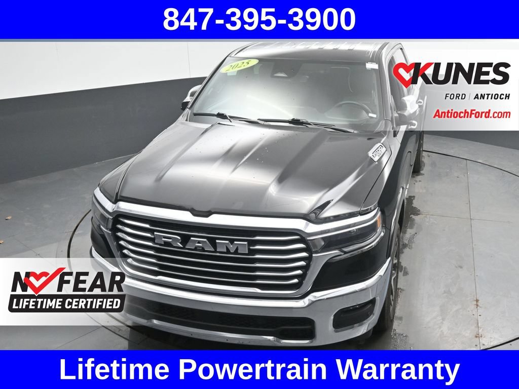 Used 2025 RAM 1500 Laramie AWD/4WD image 37