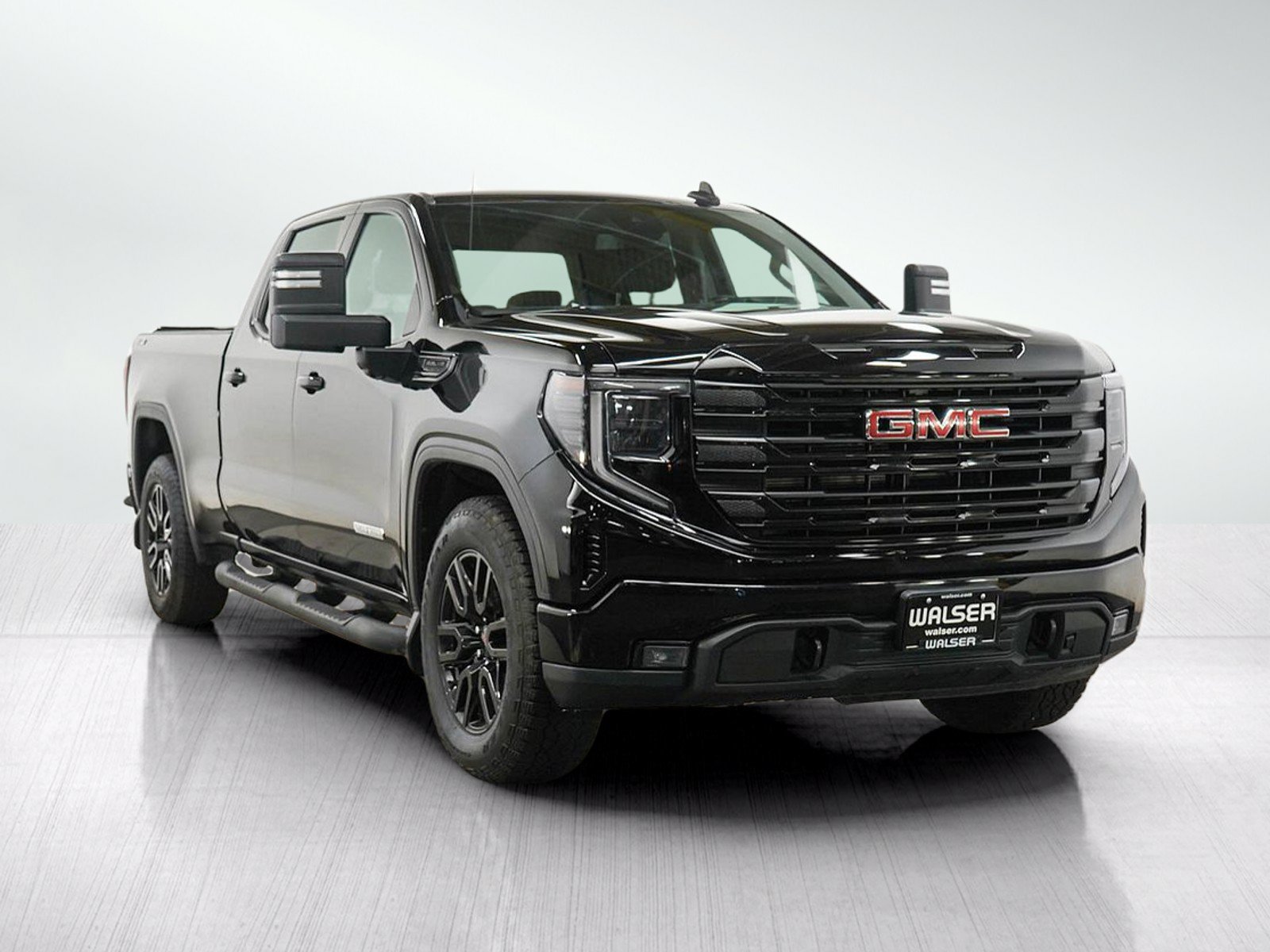 Used 2023 GMC Sierra 1500 Elevation w/ X31 Off-Road Package AWD/4WD image 8