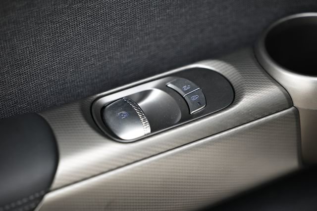 Certified 2025 Genesis GV60 Advanced image 27