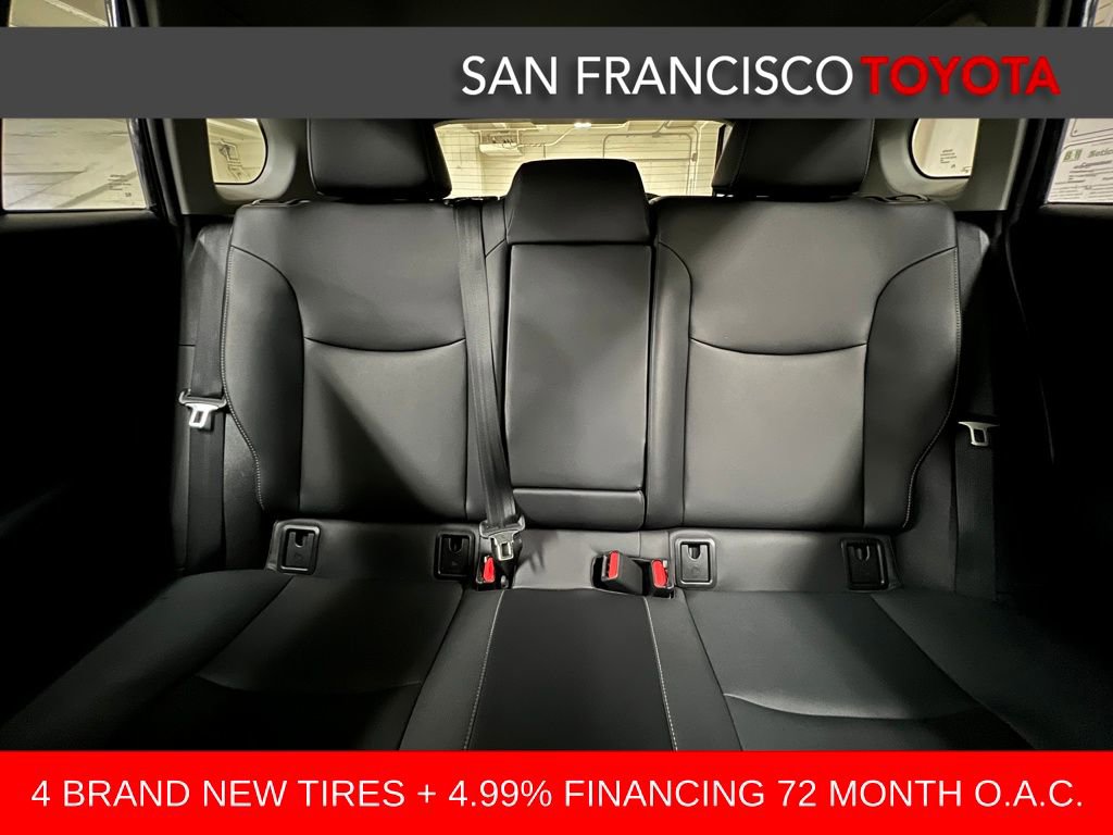 Certified 2022 Toyota Corolla Cross XLE image 14