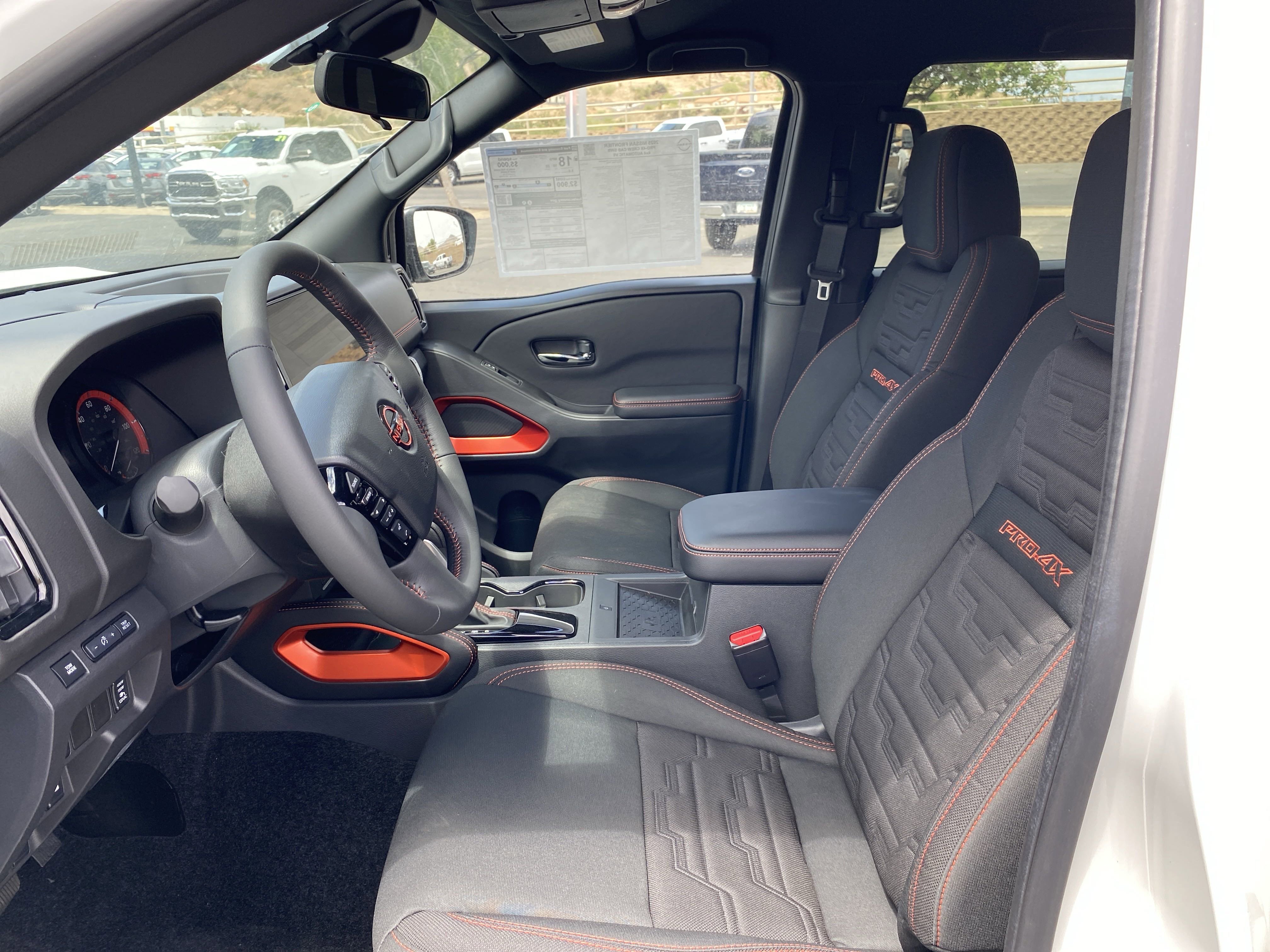 New 2025 Nissan Frontier PRO-4X image 9