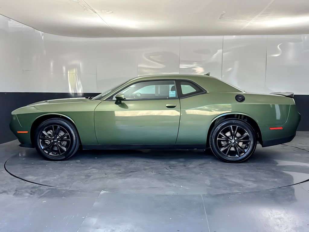 Used 2022 Dodge Challenger SXT w/ Blacktop Package AWD/4WD image 6