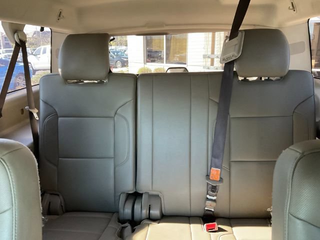 Used 2019 Chevrolet Suburban Premier AWD/4WD image 20