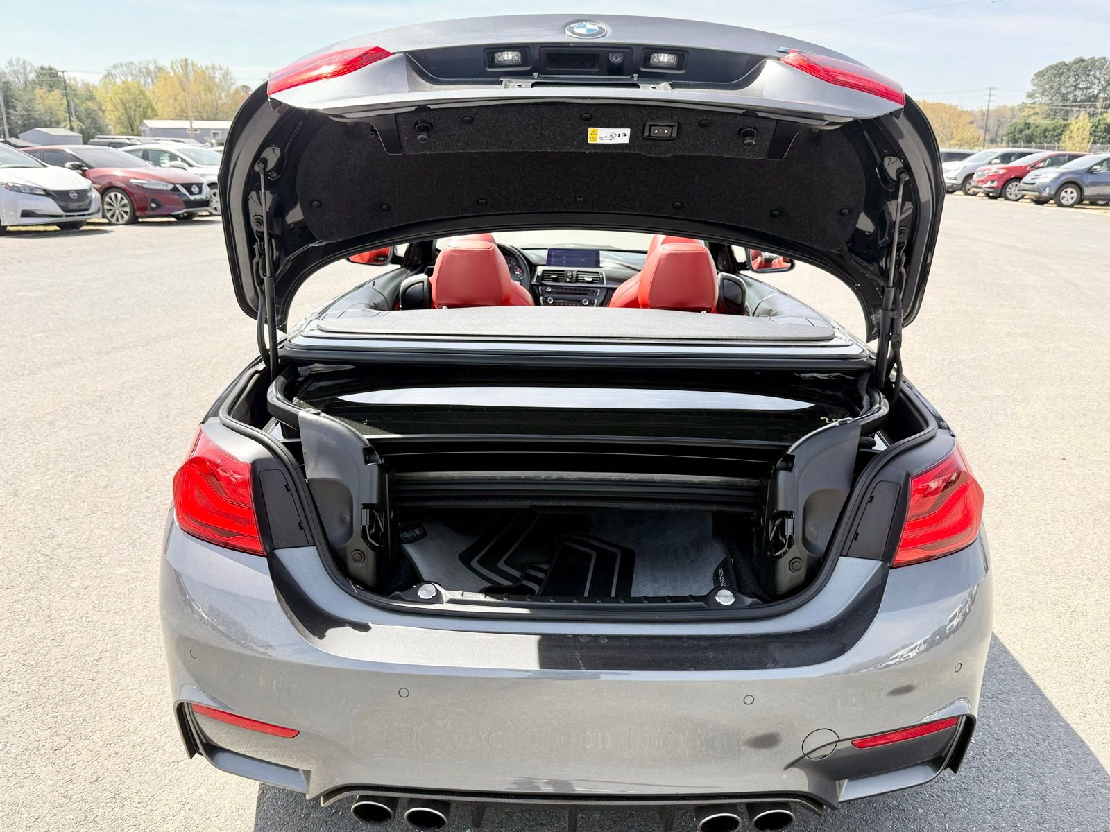 Used 2018 BMW M4 Convertible image 62