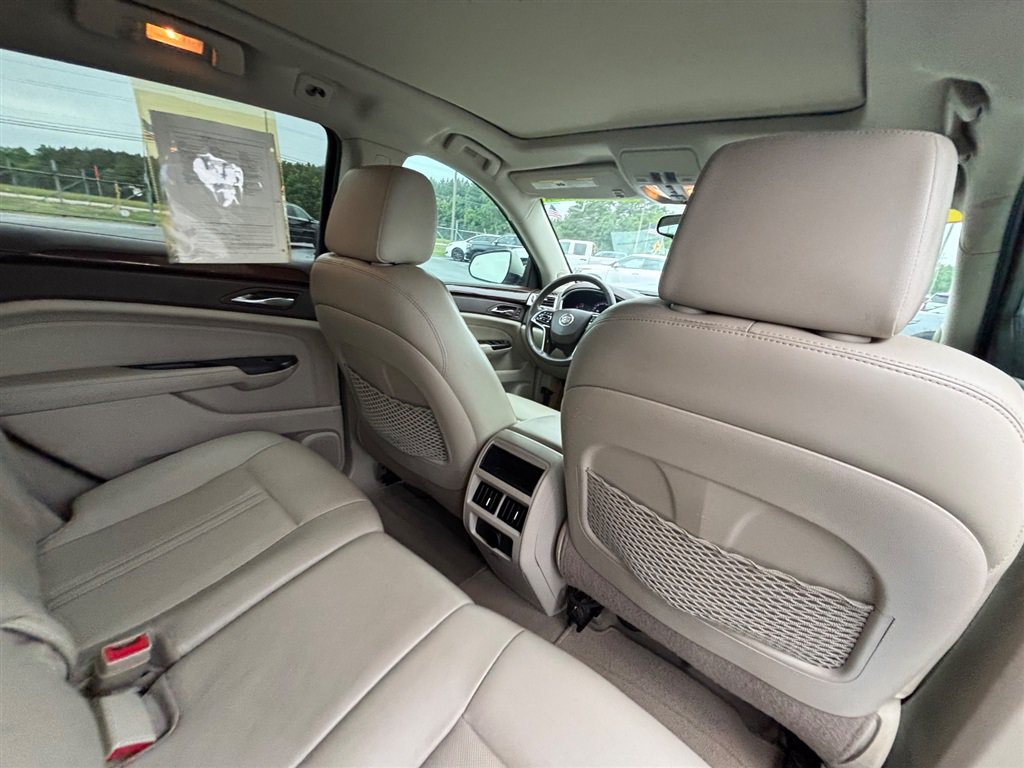 Used 2015 Cadillac SRX Luxury w/ Driver Awareness Package FWD image 22