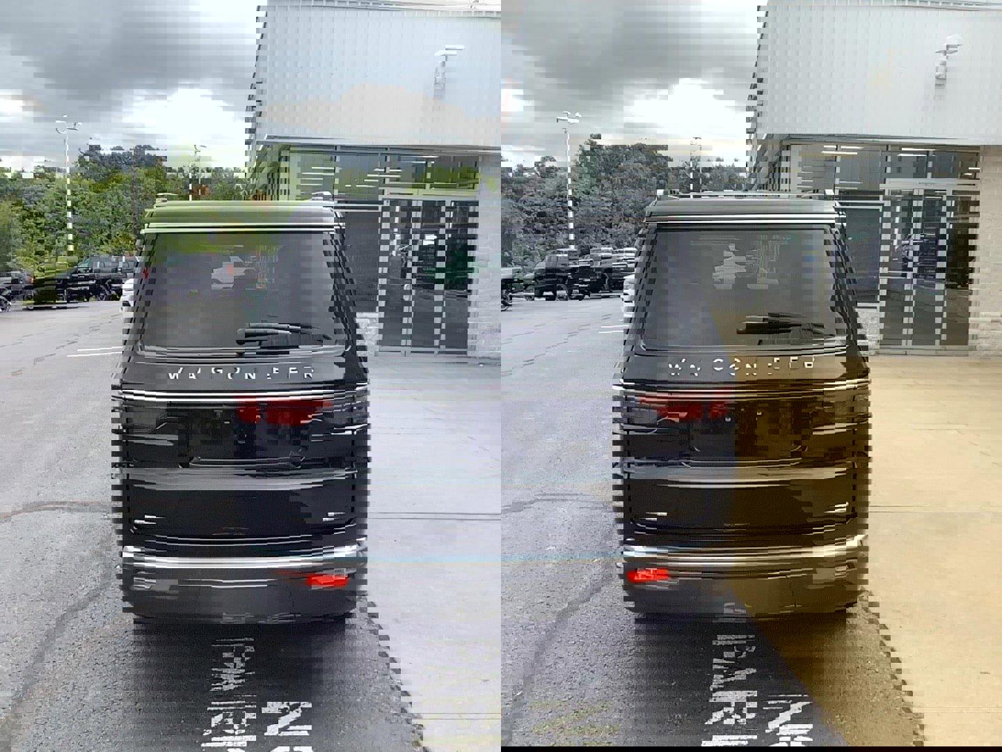 Used 2022 Jeep Wagoneer Series II image 5