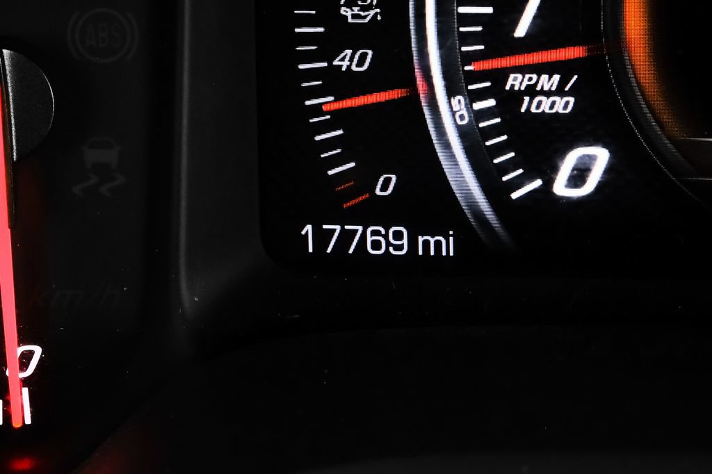 Used 2018 Chevrolet Corvette Z06 RWD image 20