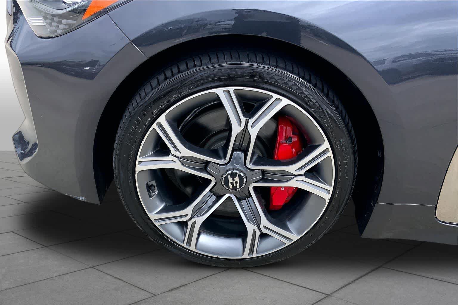 Used 2019 Kia Stinger GT RWD image 10